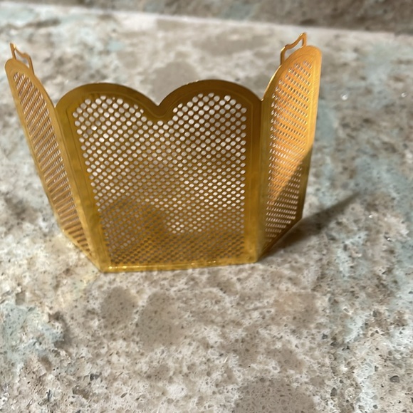 Dollhouse Miniatures Accessory Set - Picture 2 of 11